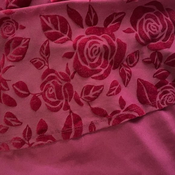 Wild fable long sleeve Flocked mini fit and flare red Off-Shoulder Dress 1X - Picture 5 of 9